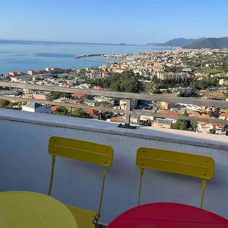 Vue Sur * Pietra Ligure